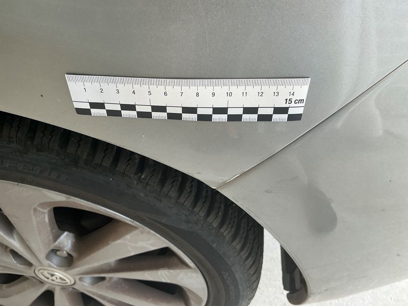 Toyota Auris 1.8 Hybrid Lounge 2013 – снимка 32