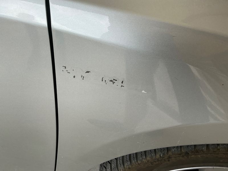 Toyota Auris 1.8 Hybrid Lounge 2013 – снимка 21