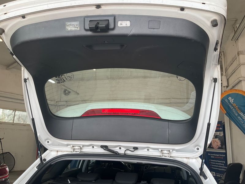 Hyundai i40 1.7 CRDi 5 Star Edition 2013 – снимка 25