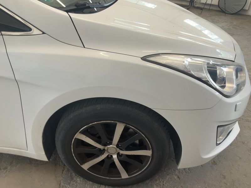 Hyundai i40 1.7 CRDi 5 Star Edition 2013 – снимка 12