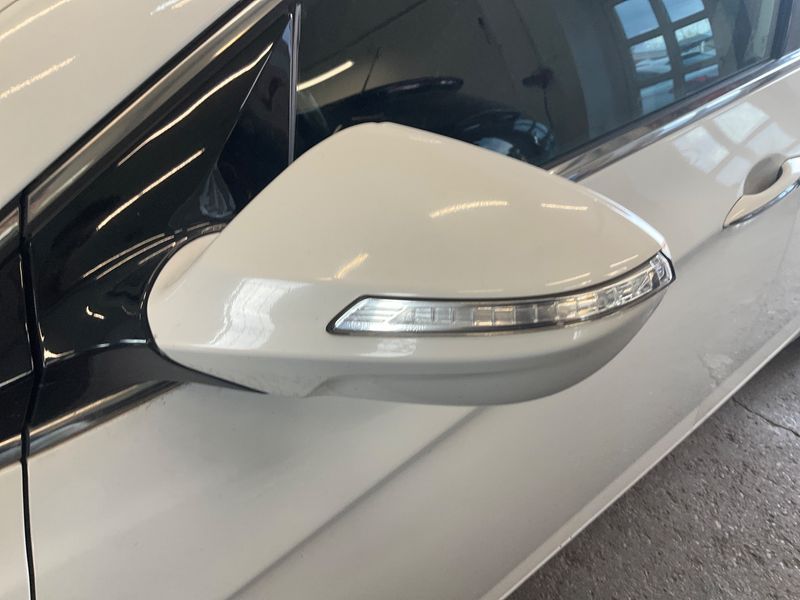 Hyundai i40 1.7 CRDi 5 Star Edition 2013 – снимка 30