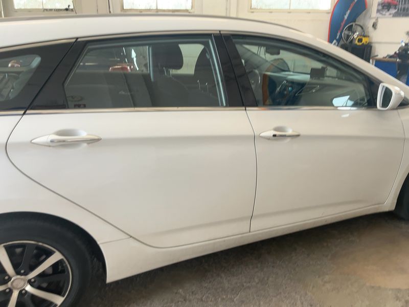 Hyundai i40 1.7 CRDi 5 Star Edition 2013 – снимка 10