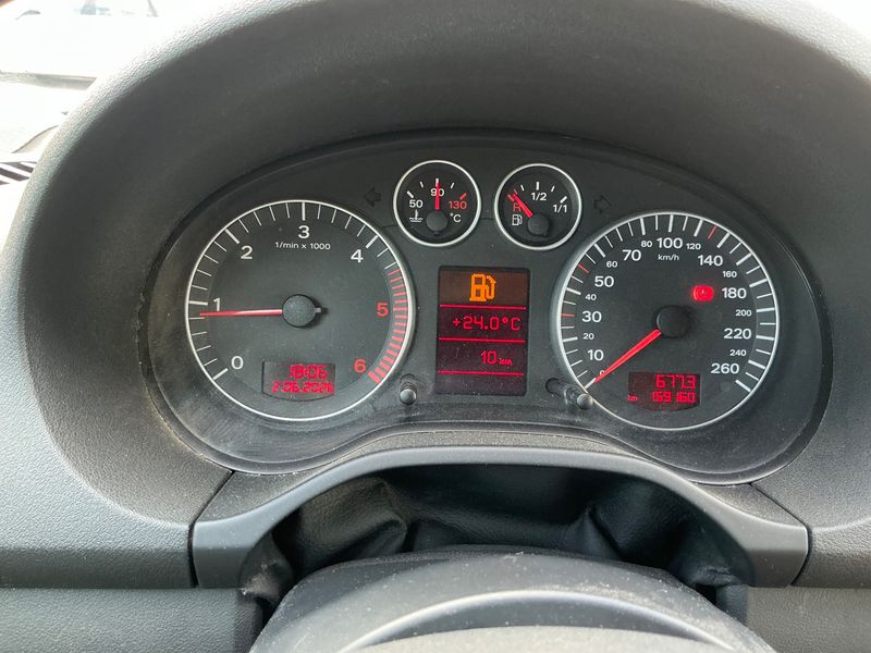 Audi A3 2.0 TDI Ambition 2003 – снимка 4