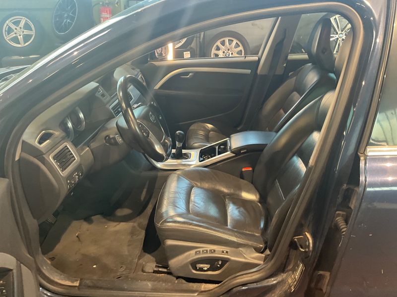 Volvo V70 2.0 D4 Edition PRO 2013 – снимка 3