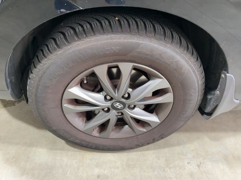 Hyundai ix35 1.6 Trend Blue 2WD 2015 – снимка 3