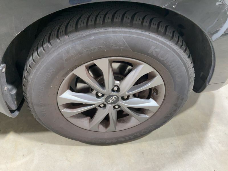 Hyundai ix35 1.6 Trend Blue 2WD 2015 – снимка 11