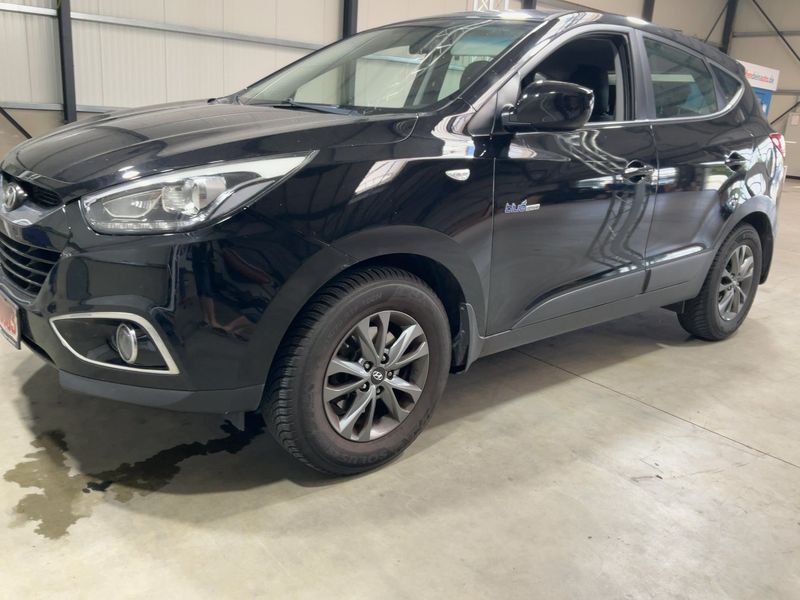 Hyundai ix35 1.6 Trend Blue 2WD 2015 – снимка 2