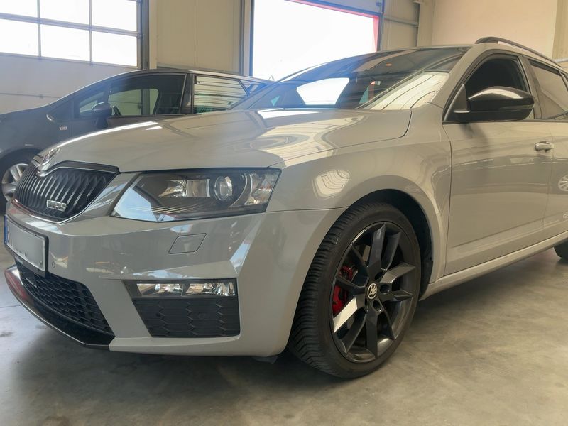 Skoda Octavia 2.0 TDI RS 2017 – снимка 2