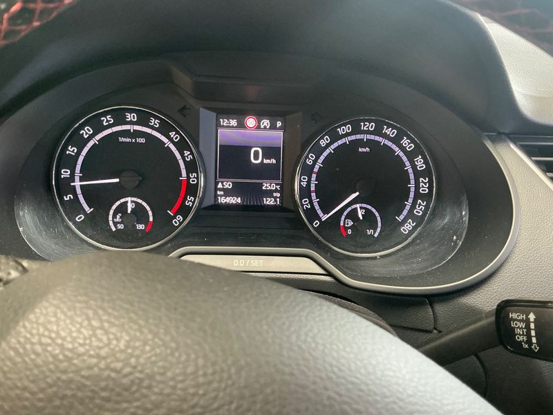 Skoda Octavia 2.0 TDI RS 2017 – снимка 18