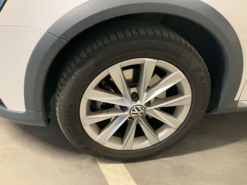 Volkswagen Passat 2.0 TDI 4Motion BlueMotion Tech 2014 – снимка 3
