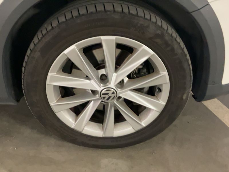Volkswagen Passat 2.0 TDI 4Motion BlueMotion Tech 2014 – снимка 11