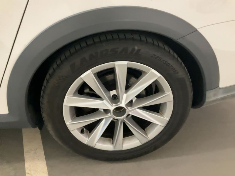 Volkswagen Passat 2.0 TDI 4Motion BlueMotion Tech 2014 – снимка 5