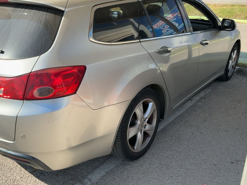 Honda Accord 2.2 DTEC Luxury Innova 2010 – снимка 8