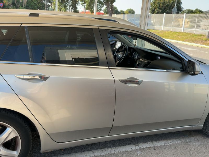 Honda Accord 2.2 DTEC Luxury Innova 2010 – снимка 10