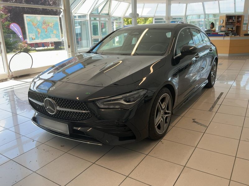 Mercedes-Benz CLA-Klasse CLA 220 d Shooting Brake AMG Line 2024 – снимка 1