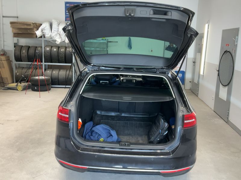 Volkswagen Passat 2.0 TDI Highline BlueMotion Tech 2015 – снимка 15