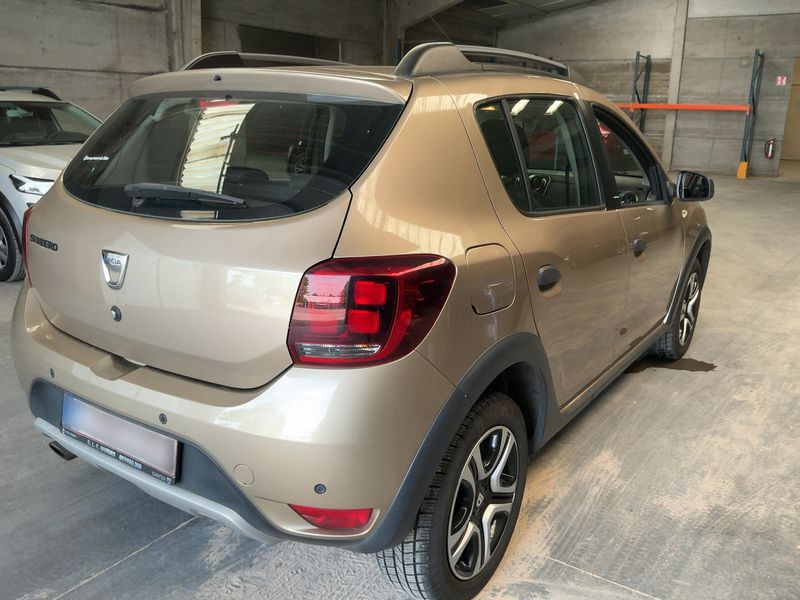 Dacia Sandero 0.9 TCe Stepway Celebration 2018 – снимка 8