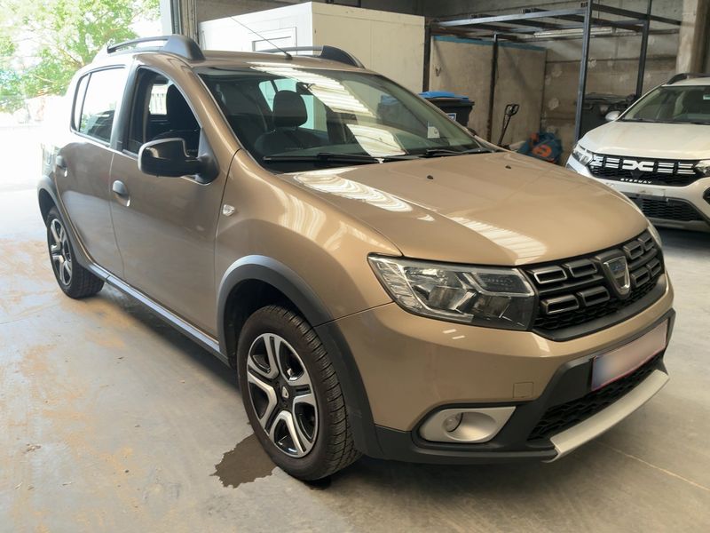 Dacia Sandero 0.9 TCe Stepway Celebration 2018 – снимка 12