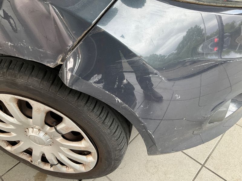 Ford Fiesta 1.25 Trend 2011 – снимка 26