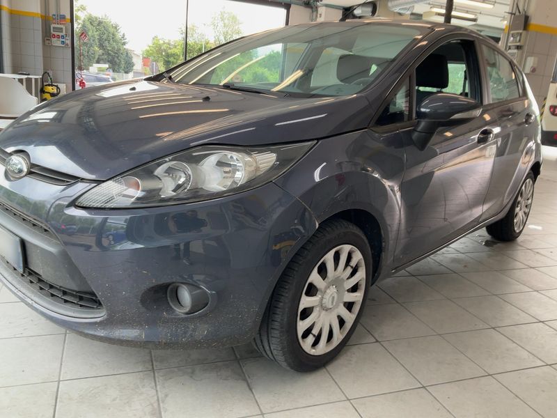 Ford Fiesta 1.25 Trend 2011 – снимка 2