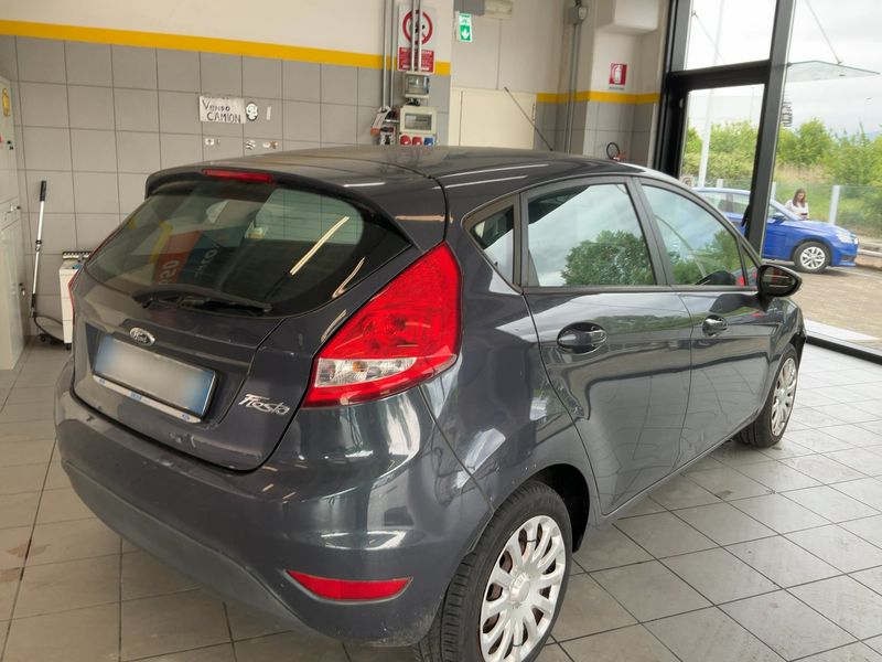 Ford Fiesta 1.25 Trend 2011 – снимка 8