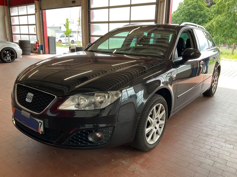 Seat Exeo 2.0 TDI Style 2013 – снимка 1