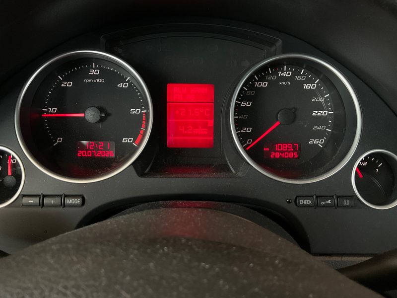 Seat Exeo 2.0 TDI Style 2013 – снимка 4