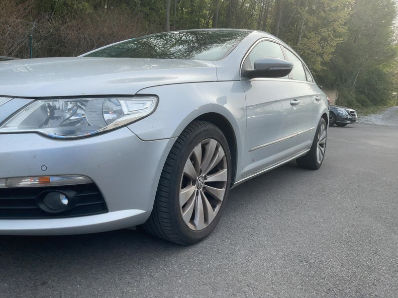 Volkswagen Passat CC 2.0 TDI 2010 – снимка 2