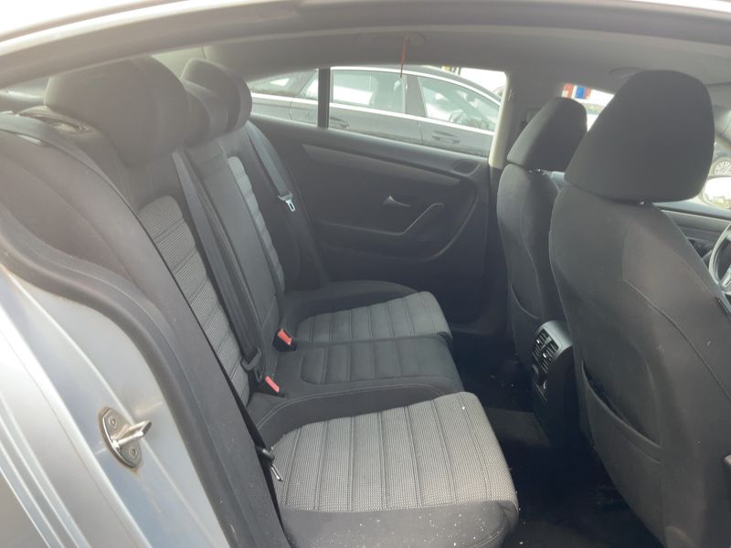 Volkswagen Passat CC 2.0 TDI 2010 – снимка 14