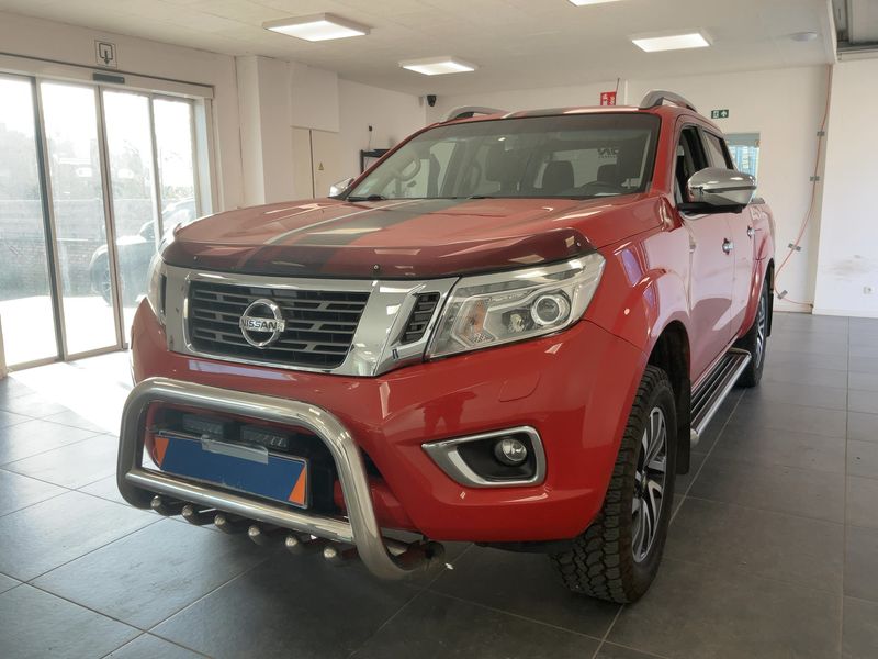 Nissan Navara NP-300 2.3 dCi Premium Edition Double Cab 4x4 2016 – снимка 1