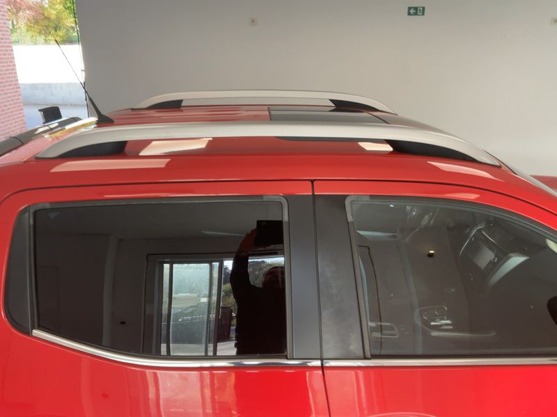 Nissan Navara NP-300 2.3 dCi Premium Edition Double Cab 4x4 2016 – снимка 13