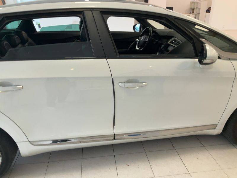 Citroen DS5 2.0 Blue-HDi SportChic 2015 – снимка 10