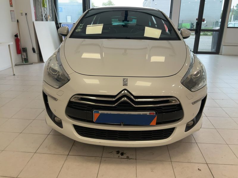 Citroen DS5 2.0 Blue-HDi SportChic 2015 – снимка 14