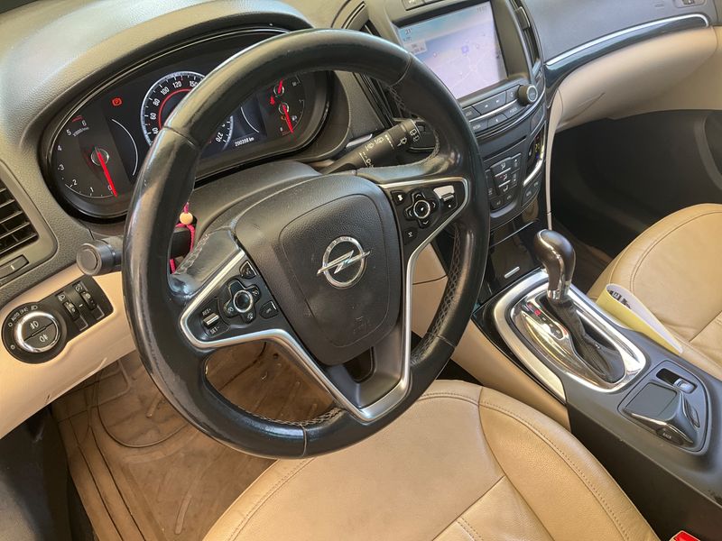 Opel Insignia Country Tourer 2.0 CDTI Biturbo Basis 4x4 2014 – снимка 23