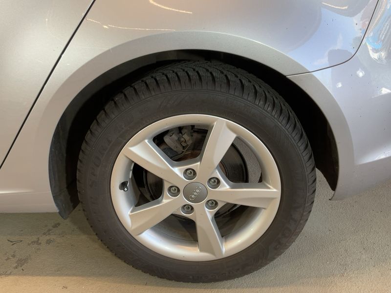 Audi A3 Sportback 1.2 TFSI Ambiente 2014 – снимка 5