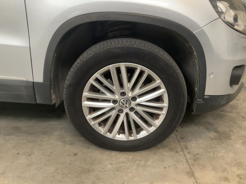 Volkswagen Tiguan 2.0 TDI Cup 4Motion BlueMotion Tech 2014 – снимка 11