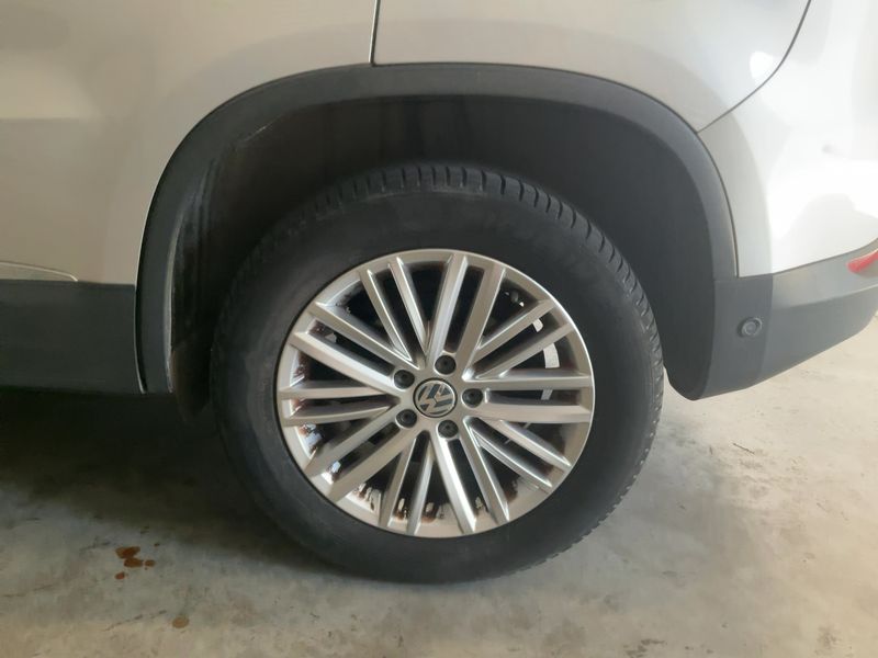 Volkswagen Tiguan 2.0 TDI Cup 4Motion BlueMotion Tech 2014 – снимка 5
