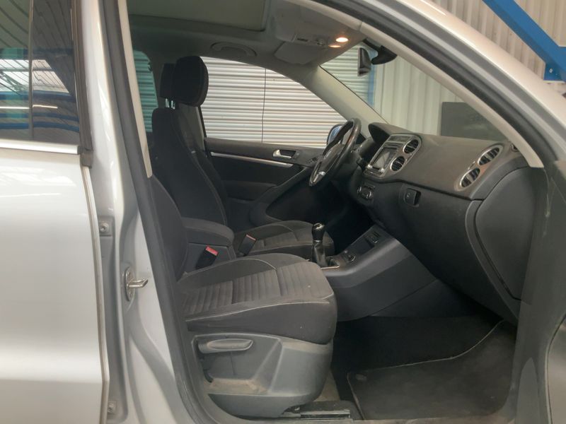 Volkswagen Tiguan 2.0 TDI Cup 4Motion BlueMotion Tech 2014 – снимка 16