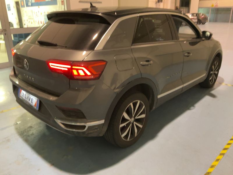 Volkswagen T-Roc 1.6 TDI Style 2018 – снимка 8