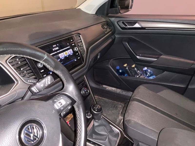 Volkswagen T-Roc 1.6 TDI Style 2018 – снимка 24