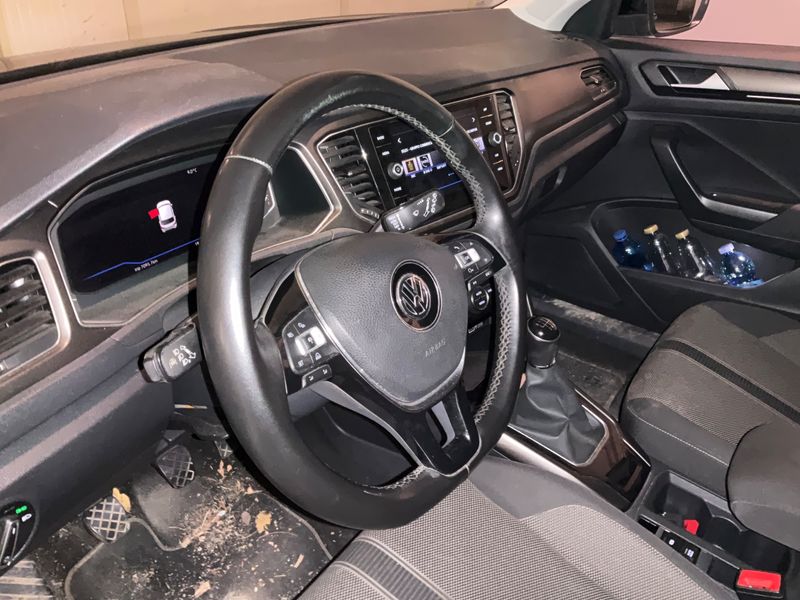 Volkswagen T-Roc 1.6 TDI Style 2018 – снимка 23