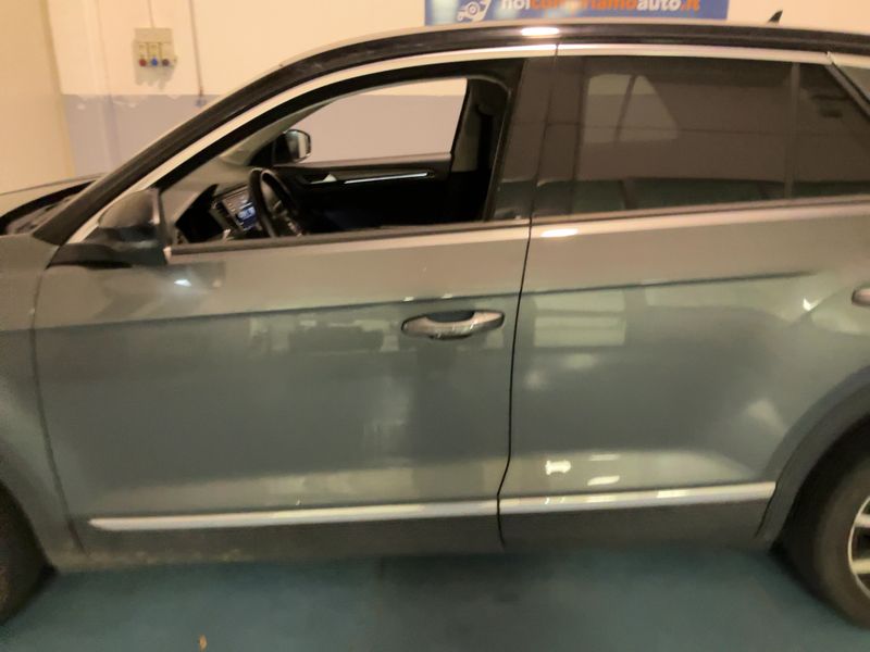 Volkswagen T-Roc 1.6 TDI Style 2018 – снимка 4