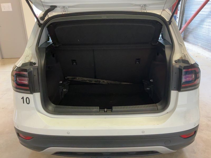 Volkswagen T-Cross 1.6 TDI Style 2020 – снимка 15