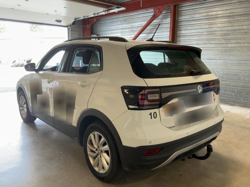 Volkswagen T-Cross 1.6 TDI Style 2020 – снимка 6