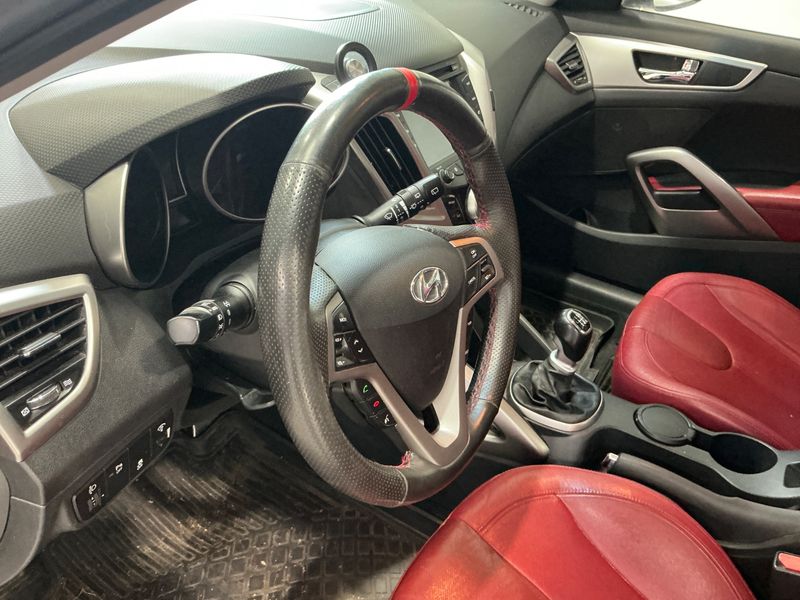 Hyundai Veloster 1.6 Turbo 2012 – снимка 28
