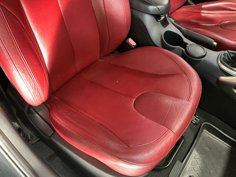 Hyundai Veloster 1.6 Turbo 2012 – снимка 24