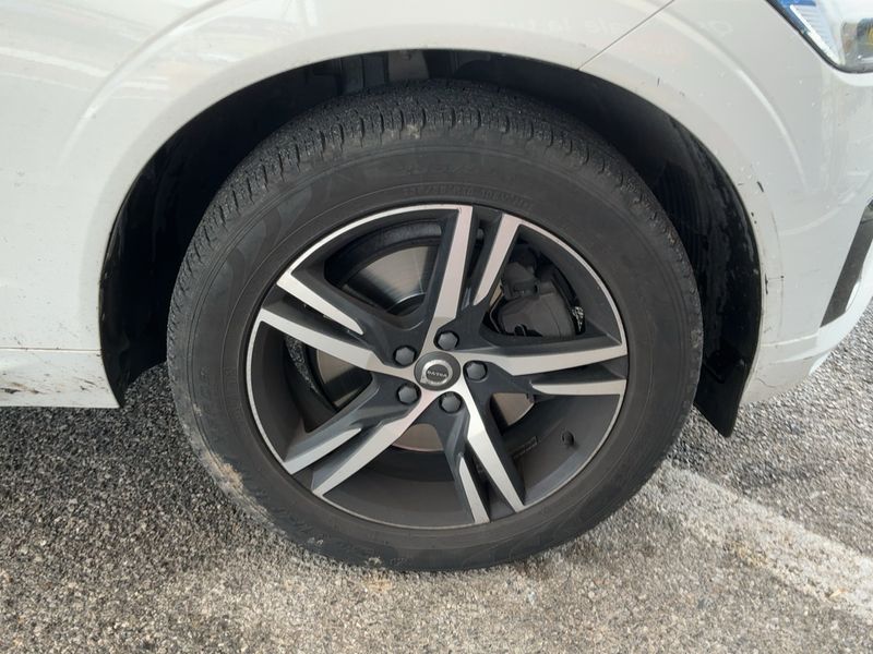 Volvo XC60 2.0 B4 Diesel Mild-Hybrid R Design AWD 2021 – снимка 11