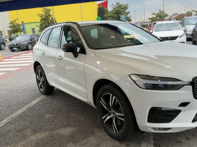 Volvo XC60 2.0 B4 Diesel Mild-Hybrid R Design AWD 2021 – снимка 12