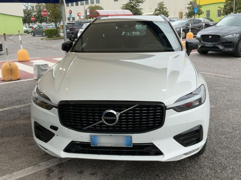 Volvo XC60 2.0 B4 Diesel Mild-Hybrid R Design AWD 2021 – снимка 14