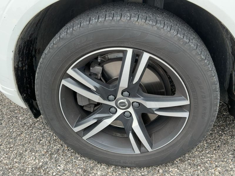 Volvo XC60 2.0 B4 Diesel Mild-Hybrid R Design AWD 2021 – снимка 3